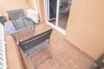 PISO NUEVO de 3 habitaciones (2 dobles) y Balcón